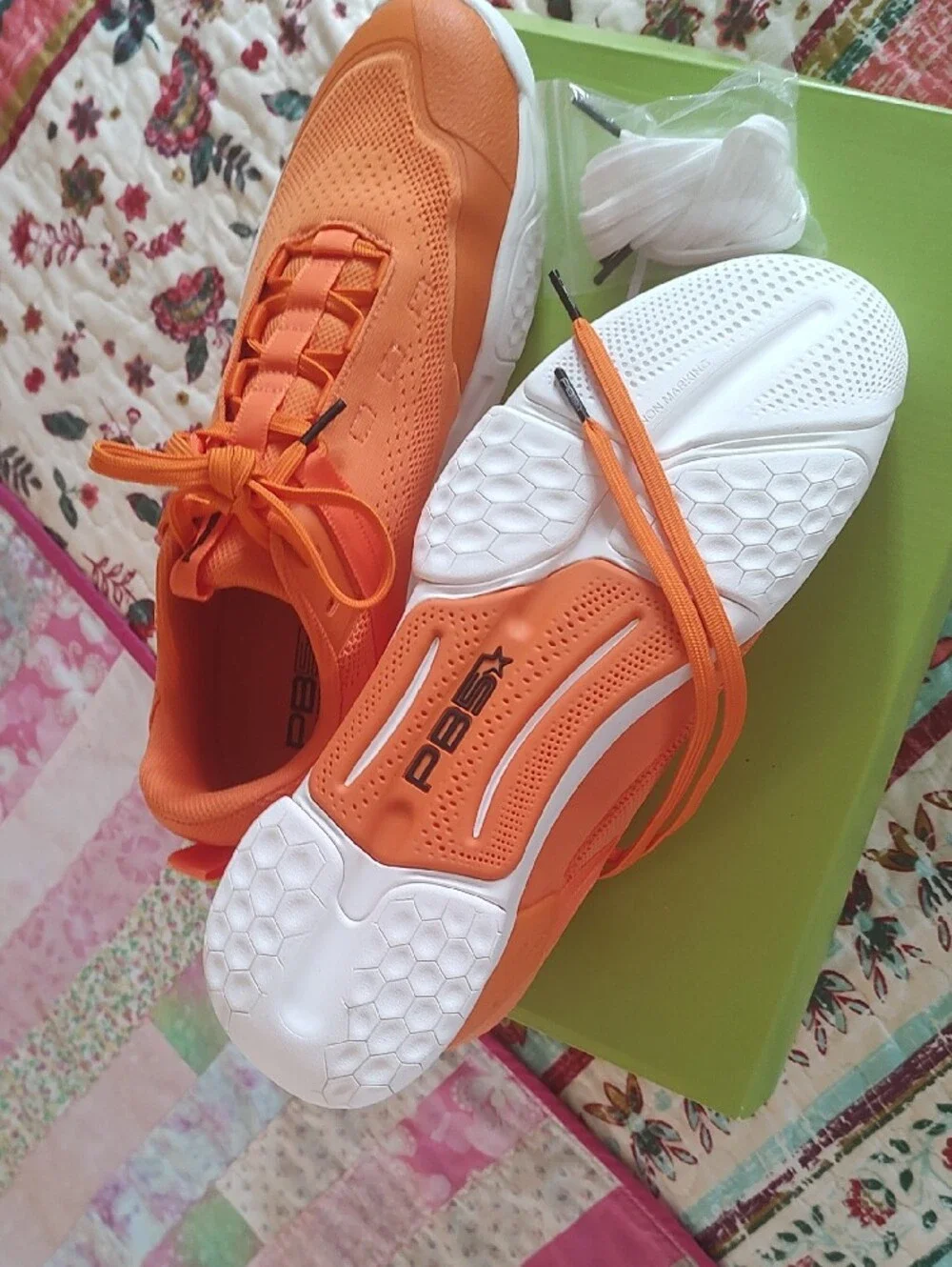 PBSstar Men's Tangerine Pickle Ball Athletic Sneakers Size 11 New In Box